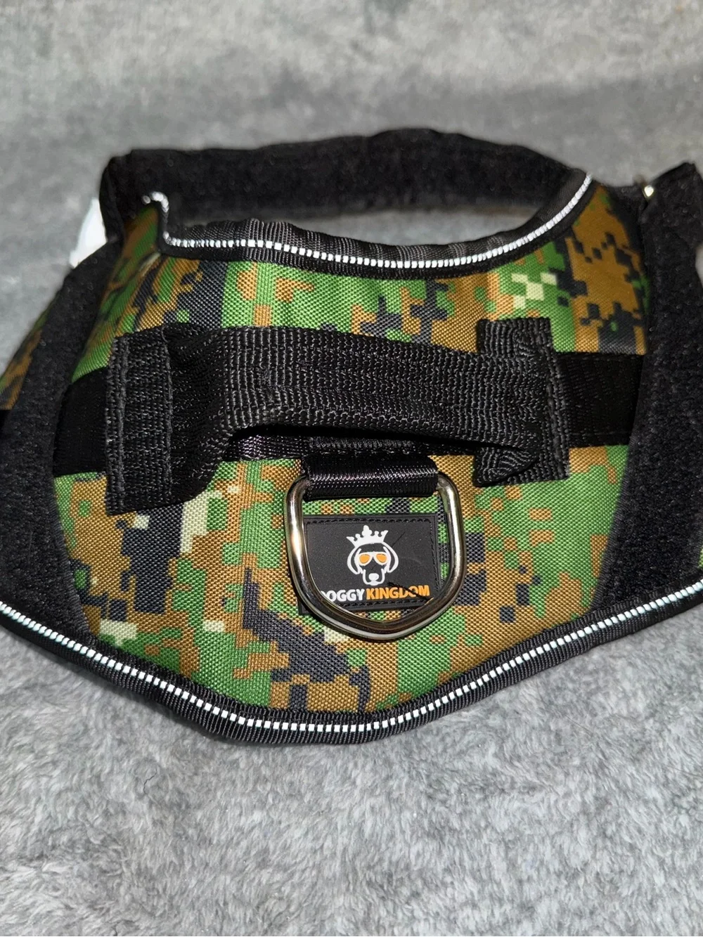 Doggy Kingdom No Pull Dog Pet Harness Adjustable  Reflective Size Medium Camo